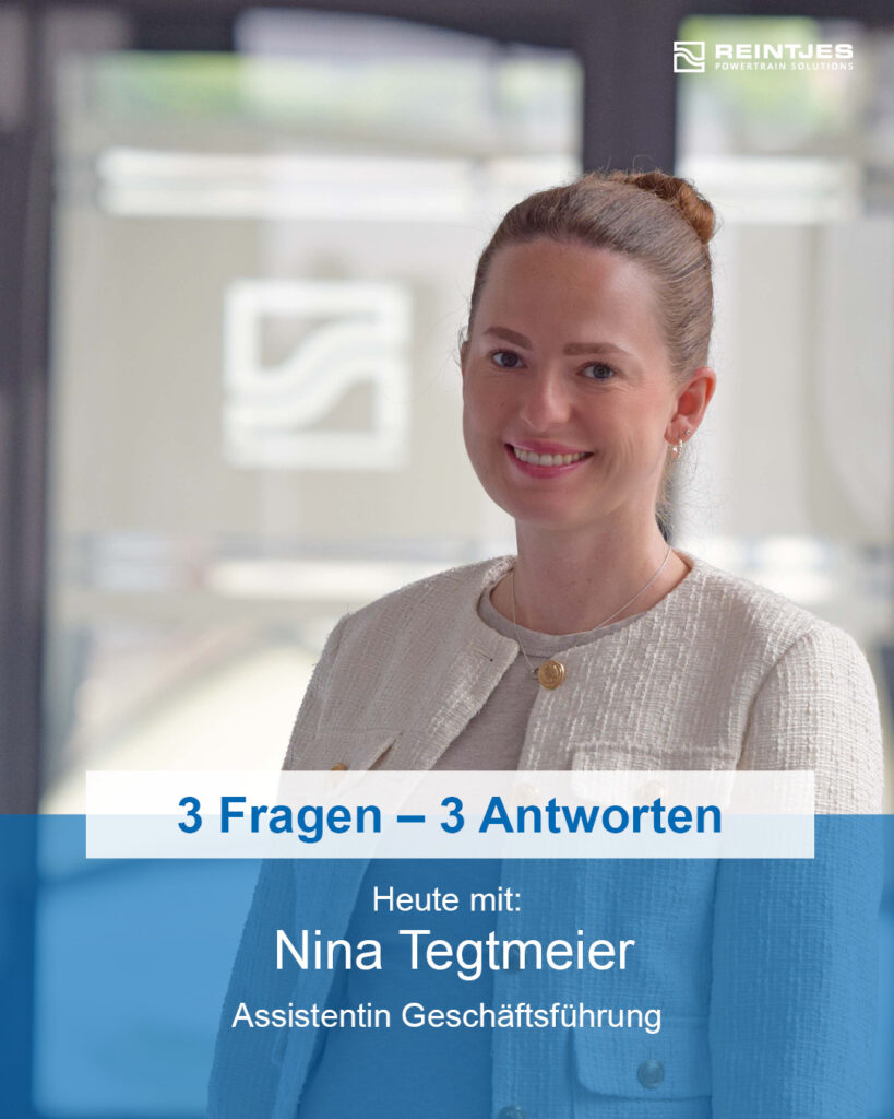 Folie für die 3-Fragen-3-Antworten-Serie mit der Assistentin Geschäftsführung, Nina Tegtmeier.