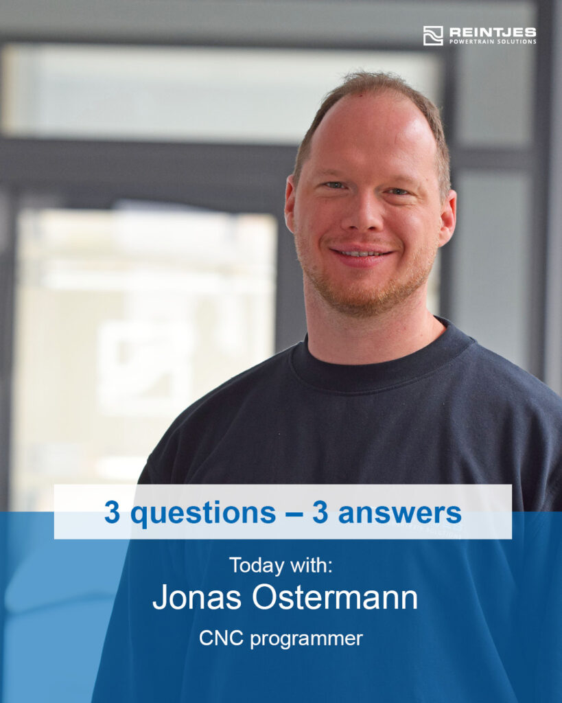 Folie für die 3-Fragen-3-Antworten-Serie mit CNC-Programmierer Jonas Ostermann.